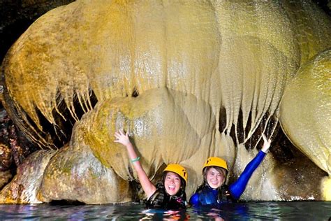  竜宮金沙洞！幻想的な洞窟と神秘的な石の彫刻を探索する旅へ！